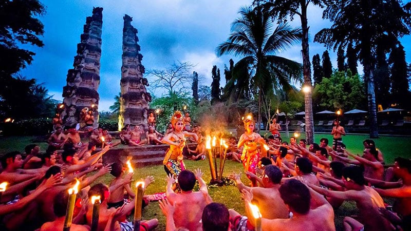 Tari Kecak (Bali)